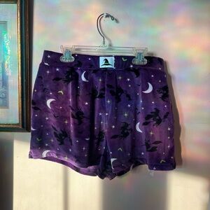 Way to Celebrate Halloween purple witch & moon velvet shorts